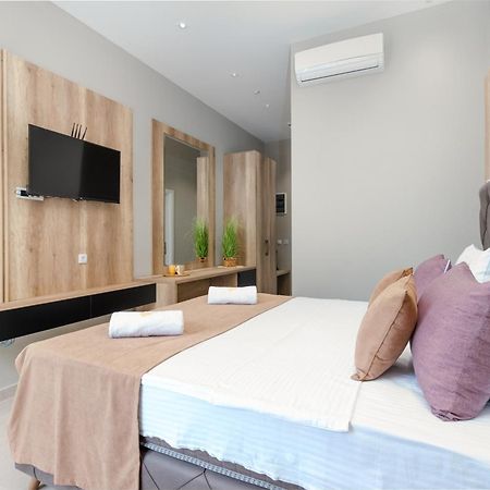 Trio Resort Улцин Екстериор снимка